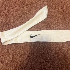 nike headband